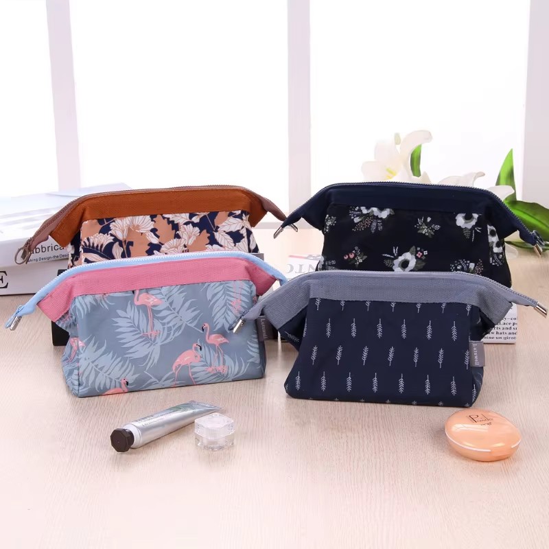 Nuova Borsa Cosmetica alla Mod - Beauty Makeup Women recensione e prezzo