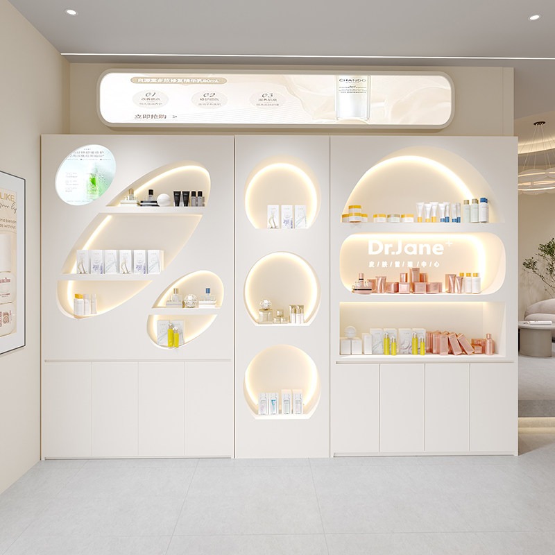 Vetrina in legno massello per  - Beauty & Makeup Katia Di Paola recensione e prezzo